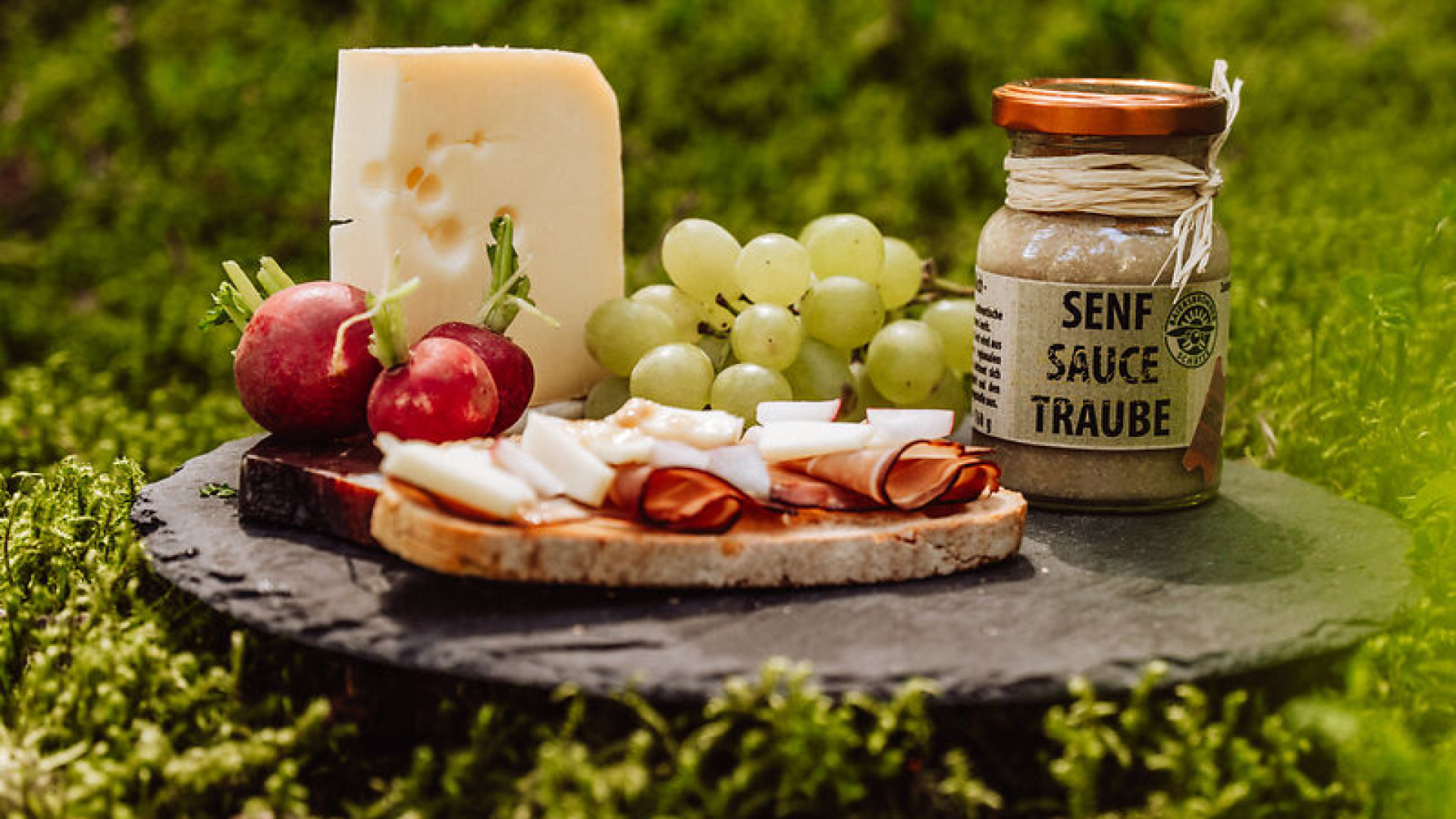Schray's Distillery Senf Sauce Traube