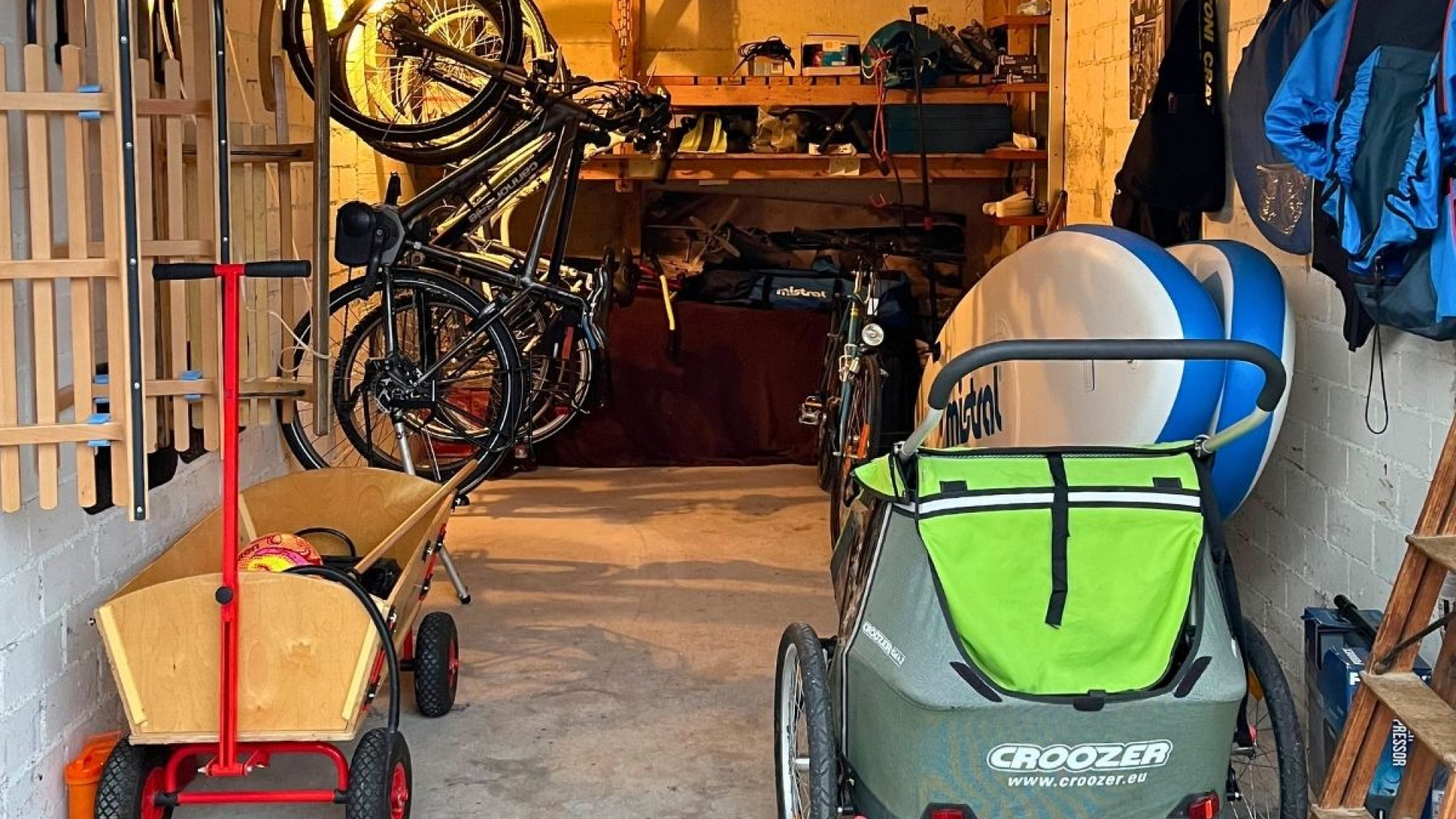 Kostenlose Nutzung fuer unsere Gaeste SUP Bollerwagen Fahrraeder